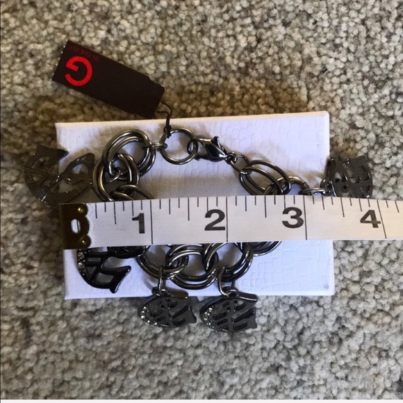 NWT Guess Charm Bracelet - Picture 7 of 7